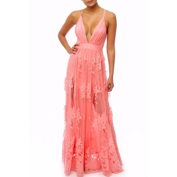 Almost gone. Blush floral detail tulle dress - Picture 2 of 4